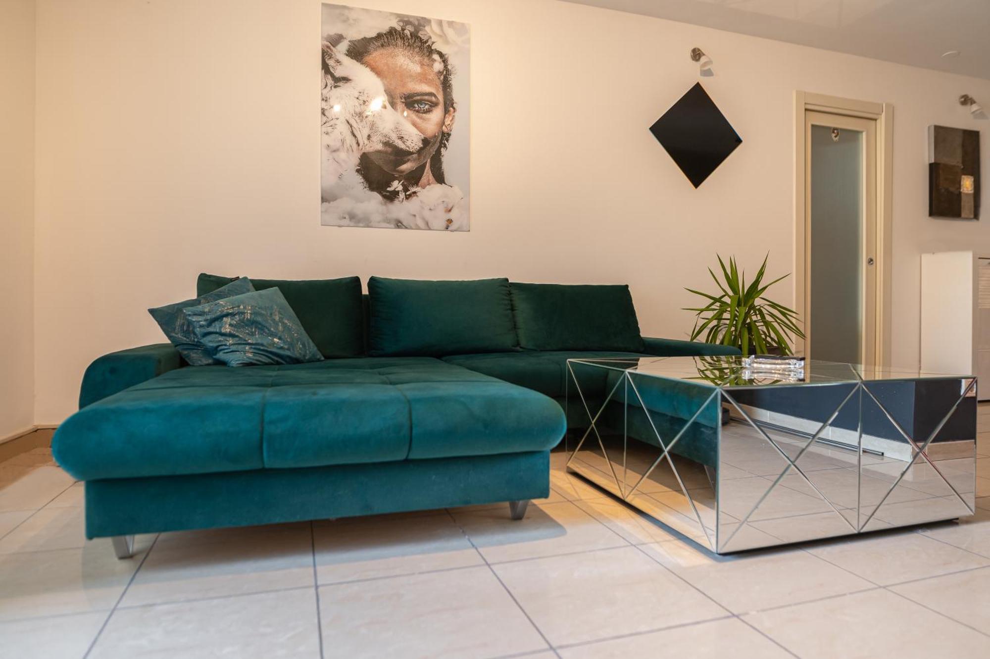 Apartman Chic & Fabulous Iris+free Garage Split